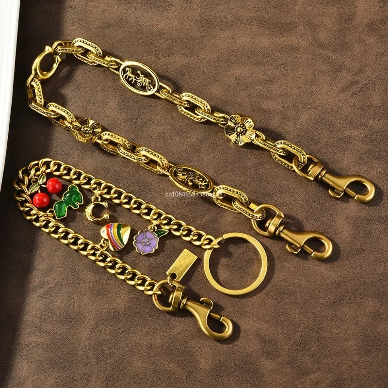 Metallischer Kirsche-Schlüsselanhänger – Geschenk & Souvenir für Damen