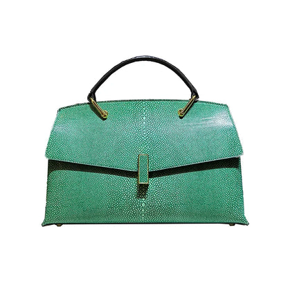 Elegante Schultertasche aus Rindsleder – Vintage Muschelform mit edler Struktur