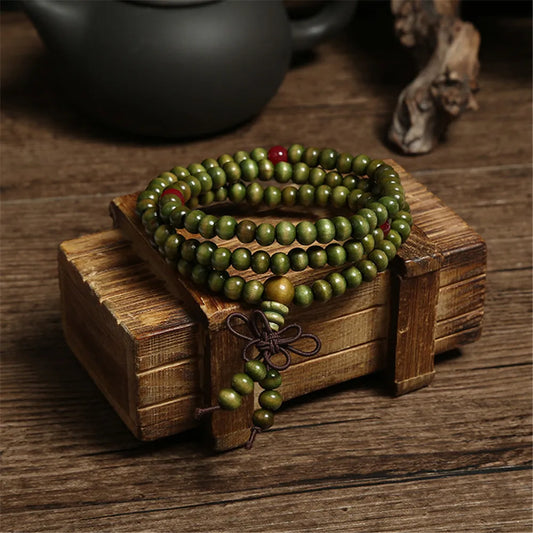 Grünes Sandelholz-Armband 6 mm – Buddhistische Mala für Damen & Herren