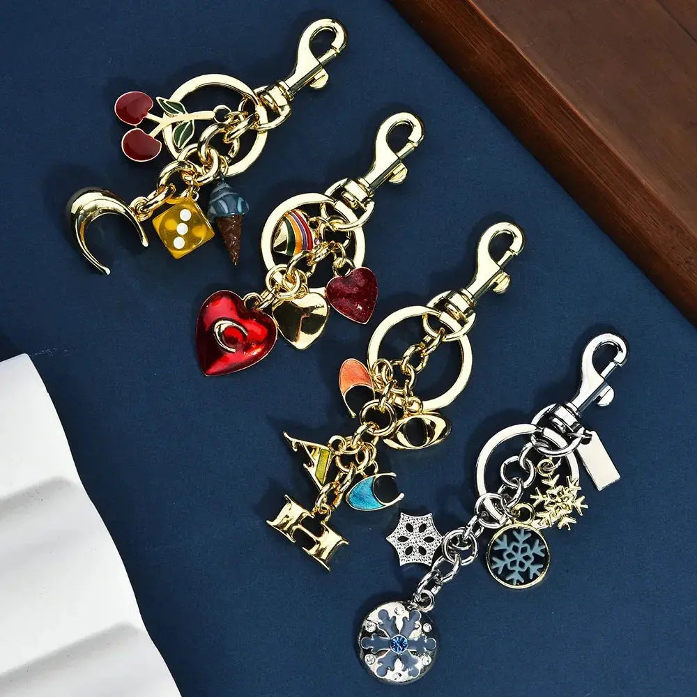 Herz-Kirsch-Schlüsselanhänger aus Metall eprolo